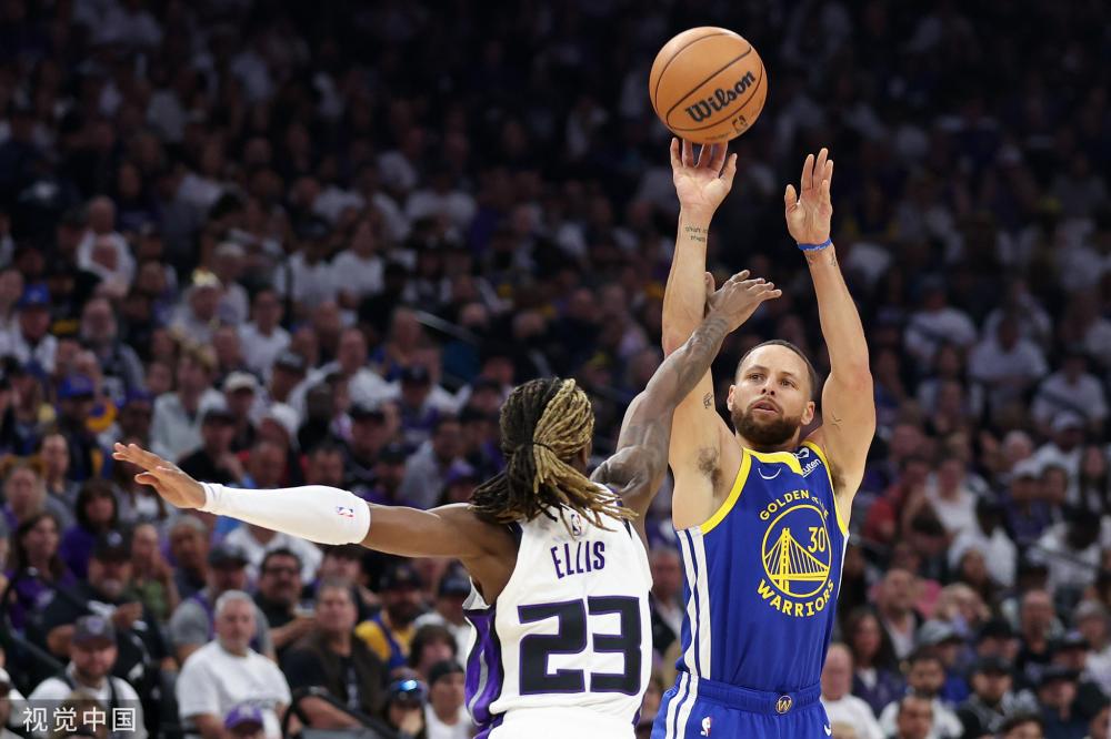 球和防守意 球和防守意